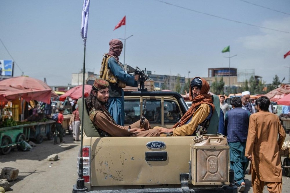 Taliban'ın ardından Kabil’de hayat: Kadınlar sokaklardan silindi - 6