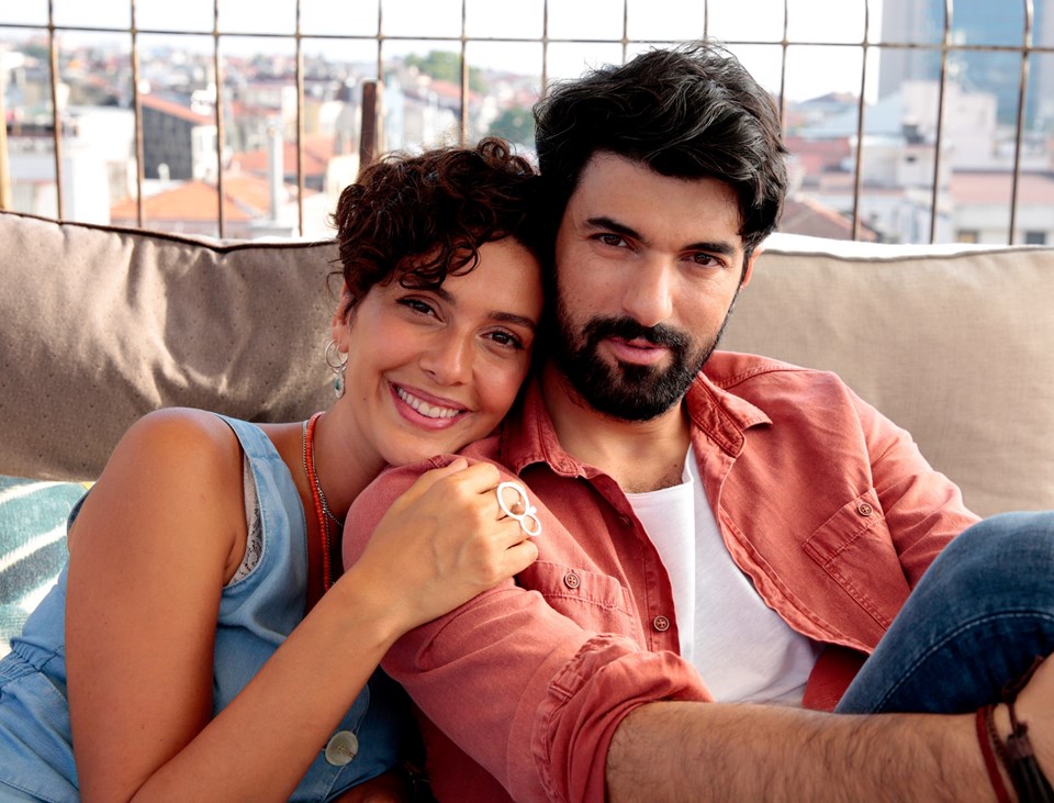 Bir Aşk İki Hayat filminin İzmir galası 15 Şubat'ta - 1