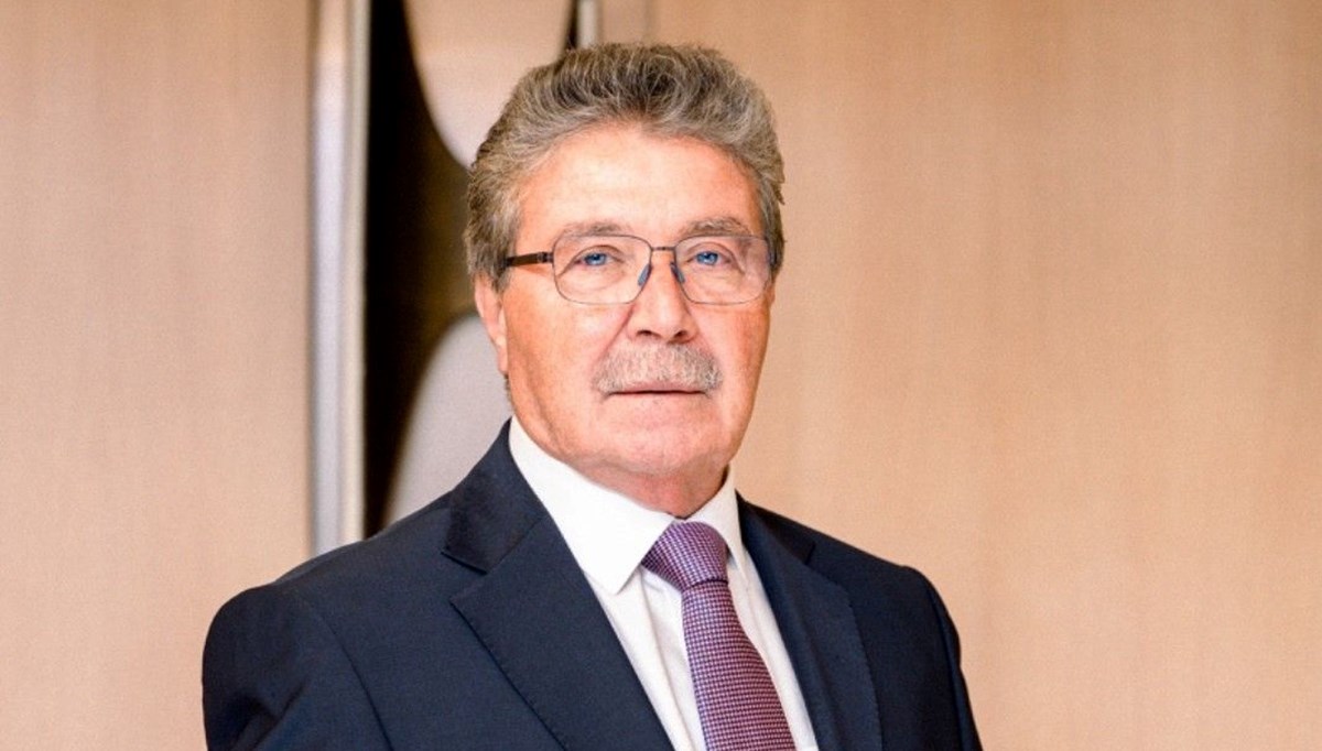 Üstel: Türkiye şimdi terörü bitiriyor Üstel: Türkiye şimdi terörü bitiriyor