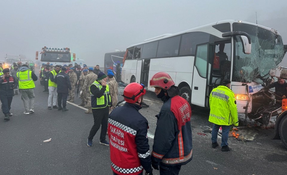 SON DAKİKA HABERİ: Kuzey Marmara Otoyolu'nda zincirleme kaza: 10 kişi öldü, 61 kişi yaralandı - 1