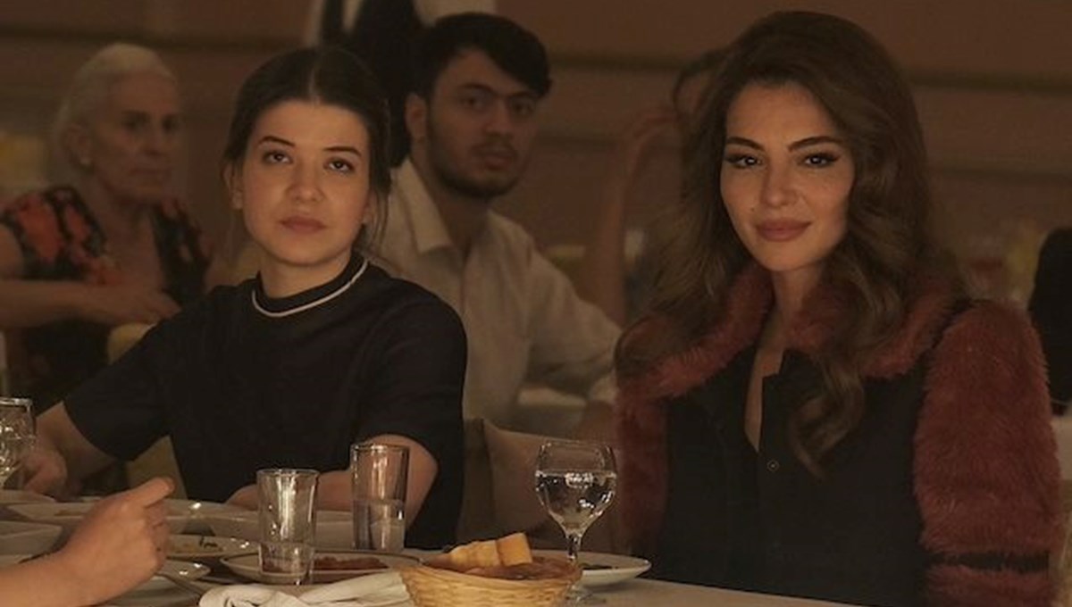 Cem Karaca'nın çocuğunun annesini canlandıran Melisa Aslı Pamuk: Aralarındaki derin bağdan etkilendim Cem Karaca'nın çocuğunun annesini canlandıran Melisa Aslı Pamuk: Aralarındaki derin bağdan etkilendim
