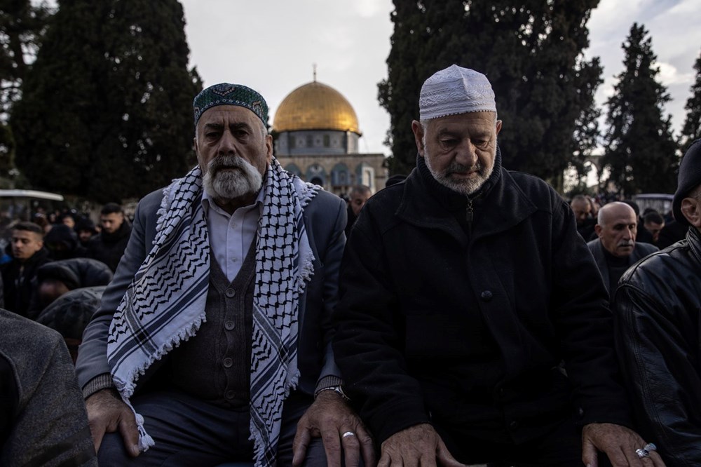 Mescid-i Aksa'da bayram sabahı | 60 bin Müslüman namaz kıldı - 3