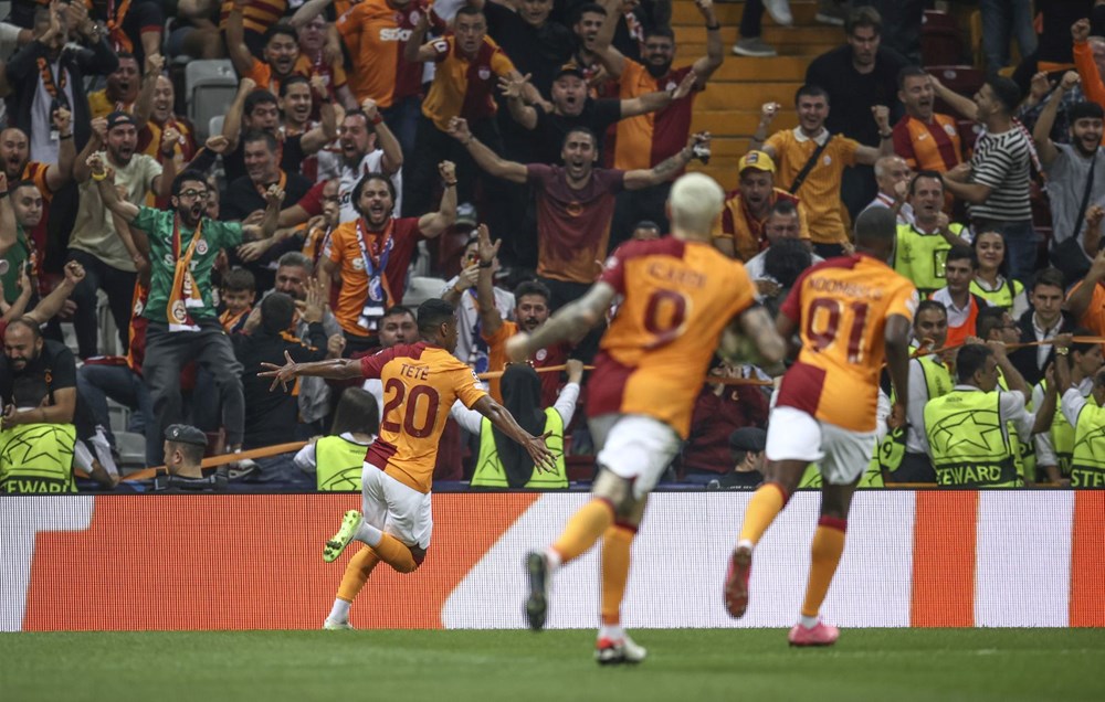 Manchester United-Galatasaray maçı ne zaman, saat kaçta ve hangi kanalda canlı olarak yayınlanacak? Şampiyonlar Ligi'nde Galatasaray'ın muhtemel 11'i belli oldu - 7
