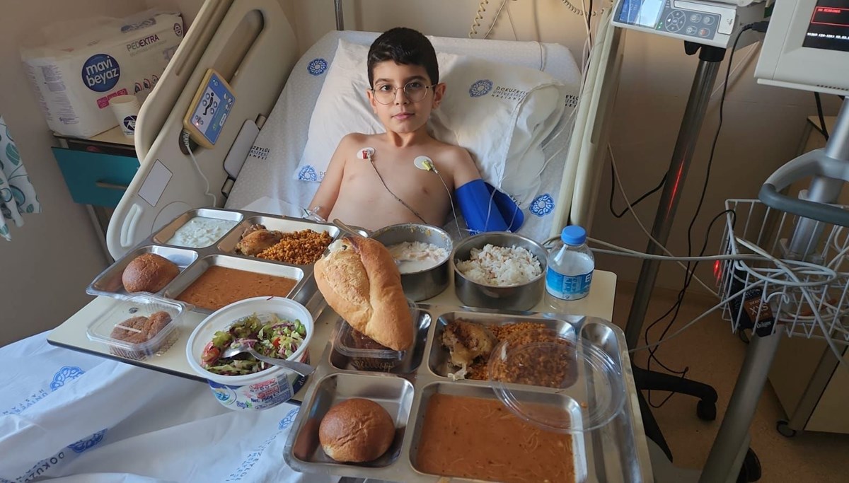 11 yaşındaki Muhammet, yaşıtı olan çocuğun kalbi ile hayata tutundu 11 yaşındaki Muhammet, yaşıtı olan çocuğun kalbi ile hayata tutundu
