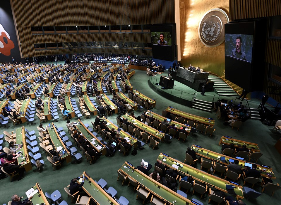 Zelenski'den BM Genel Kurulu'nda Rusya'ya sert sözler - 1