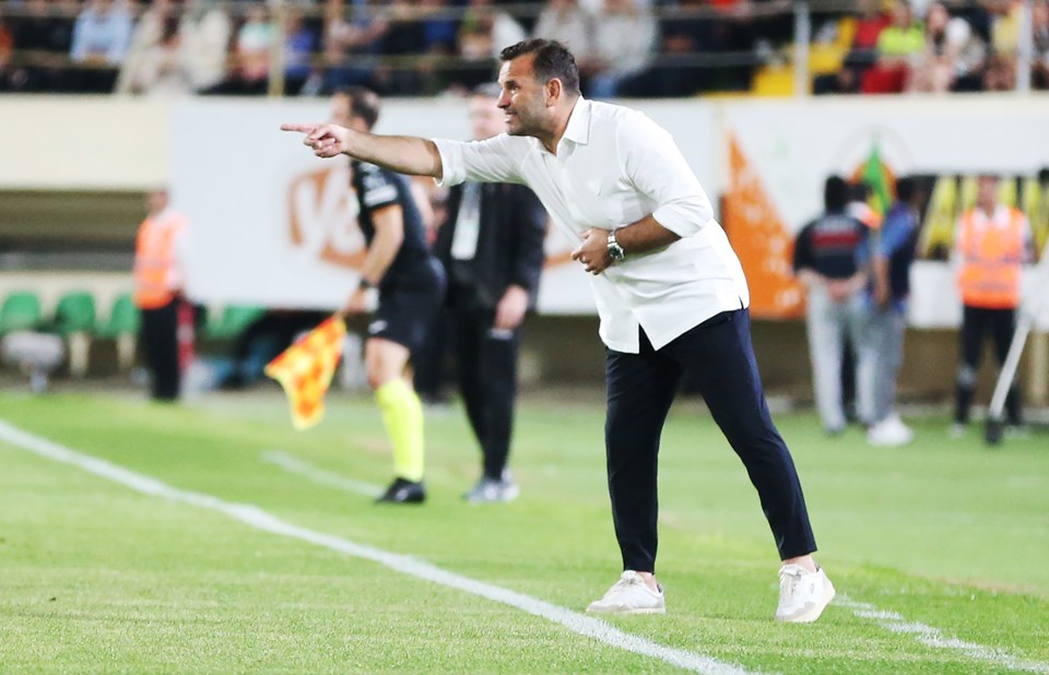 Okan Buruk: Tek hedefimiz Galatasaray'ı şampiyon yapmak - 1
