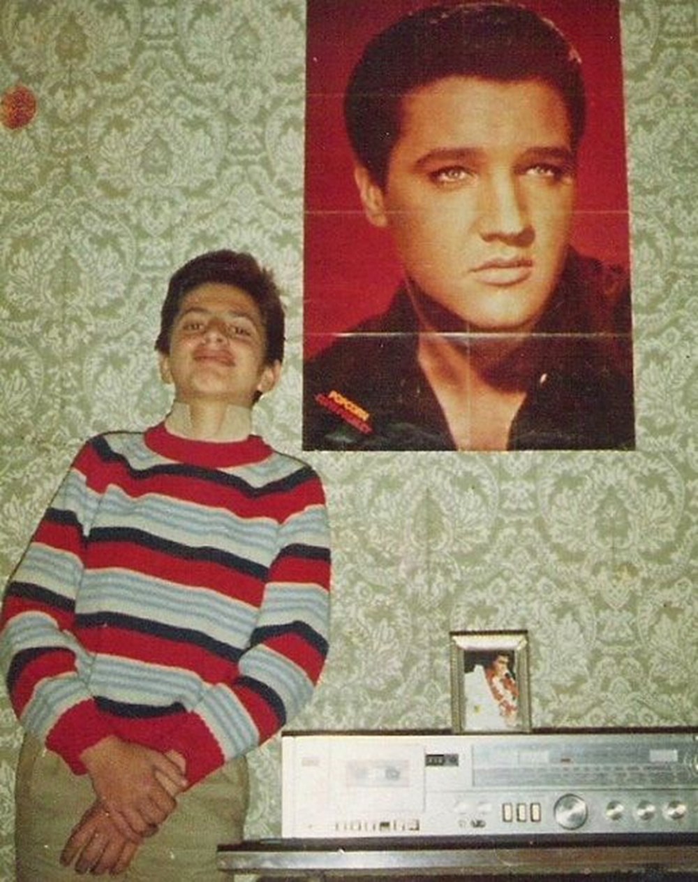 Nilgün Belgün takipçilerini geçmişe götürdü: Bu fotoğraf Marmaris'te çekildi (Ünlülerin çocukluk ve gençlik halleri) - 441