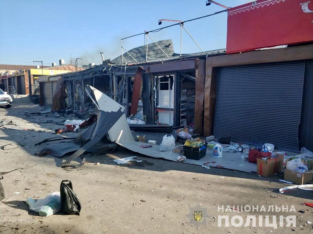 Ekmek kuyruğuna giren insanlar havaya uçuyor: İçme suyunun kalmadığı Ukrayna'nın Çernihiv kentinde neler oluyor? - 7