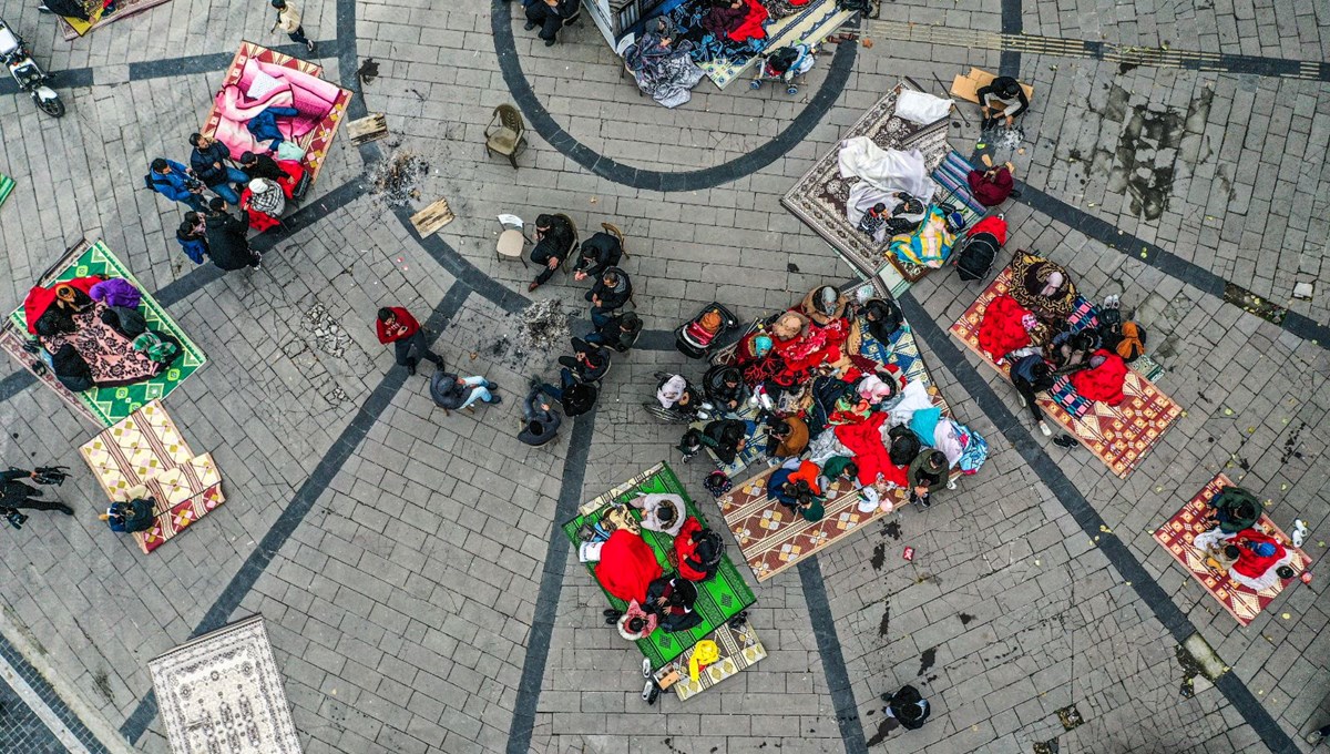 Düzce'de 5,9'luk deprem: Vatandaşlar sokakta