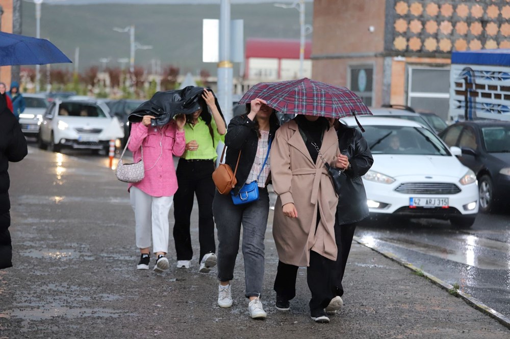 Bugün
hava nasıl olacak? Akşam saatlerinde şiddetli yağışa dikkat (İstanbul, Ankara, İzmir
hava durumu) - 6
