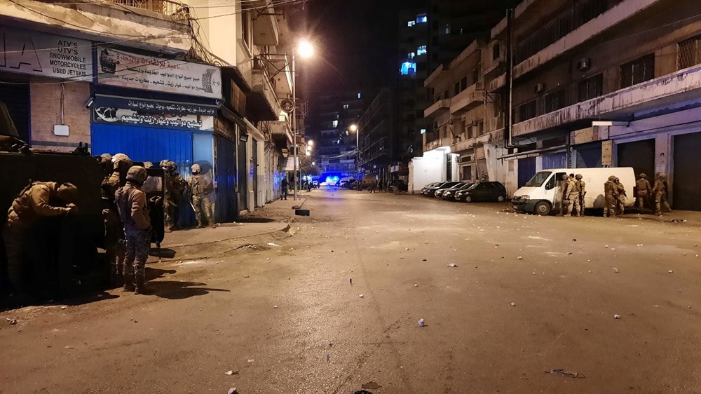Lübnan'da protestolar şiddetleniyor: 226 yaralı - 6