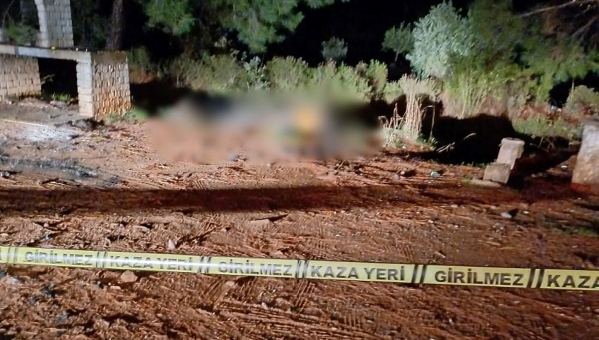 Eşinden ayrılan adam kendini yakarak intihar etti Eşinden ayrılan adam kendini yakarak intihar etti
