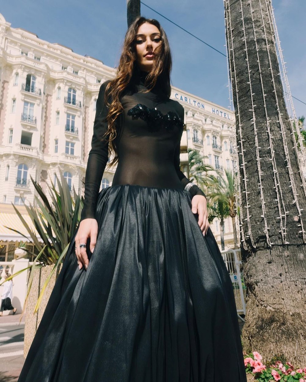 Cannes'a giden ünlüleri eleştirmişti: Dilan Çiçek Deniz'den Esra Dermancıoğlu'na cevap - 7