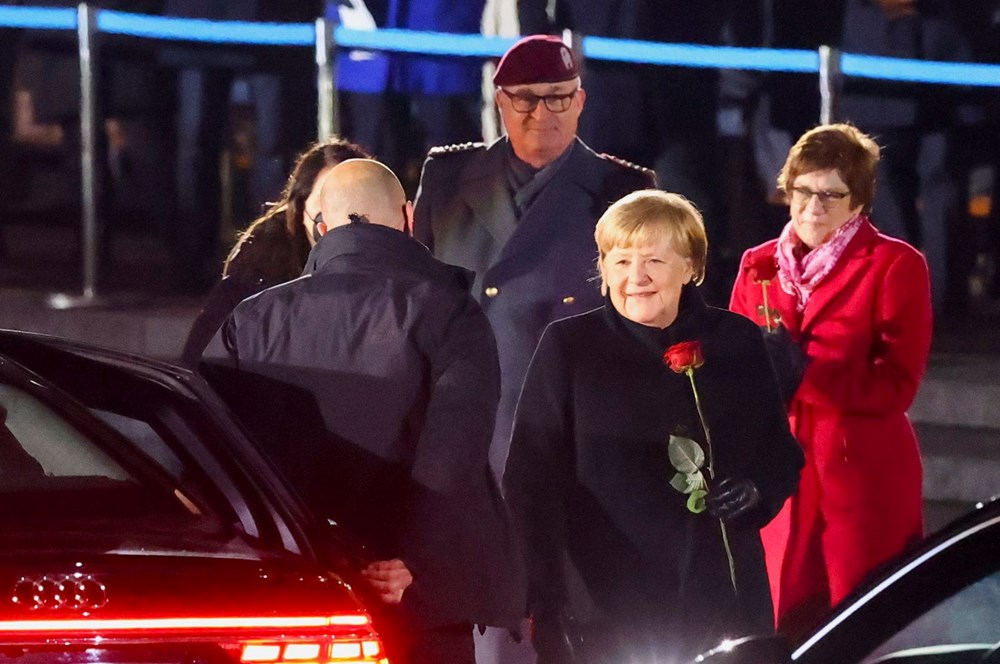 Merkel'e şarkılı veda - 5