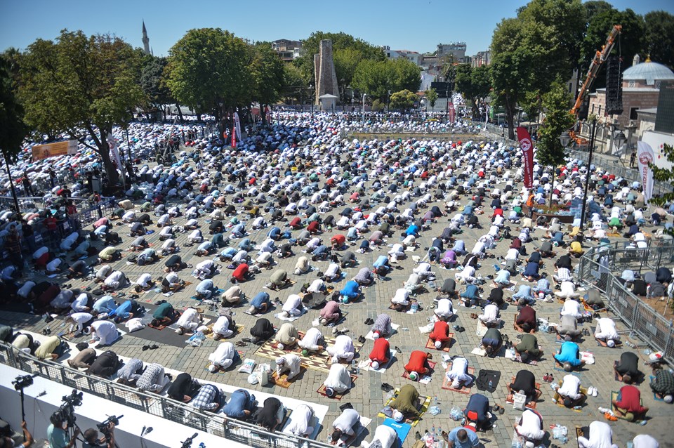 Cumhurbaşkanı Erdoğan, Ayasofya-i Kebir Cami-i Şerifi'nde Kur'an-ı Kerim okudu - 10