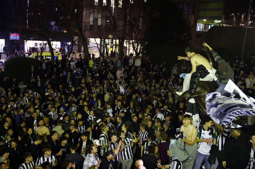 70 Yıllık Hasret Bitti: Şampiyonluk Coşkusu Sokakları Titretti 72 wuucsfrSvUKsAoanVc97CA