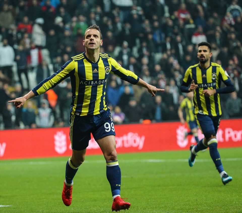 Beşiktaş-Fenerbahçe derbisinde 4 gol, 3 kırmızı kart! - 2