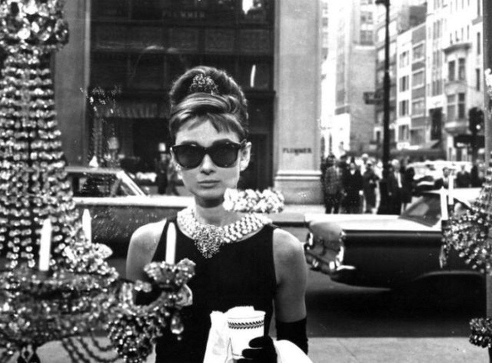 Audrey Hepburn'un hayatını anlatacak filmde Rooney Mara oynayacak - 6