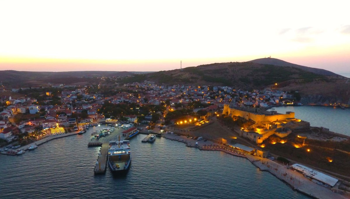 Bayramda Bozcaada'ya gidecekler dikkat! Bazı araçların geçişi yasaklandı