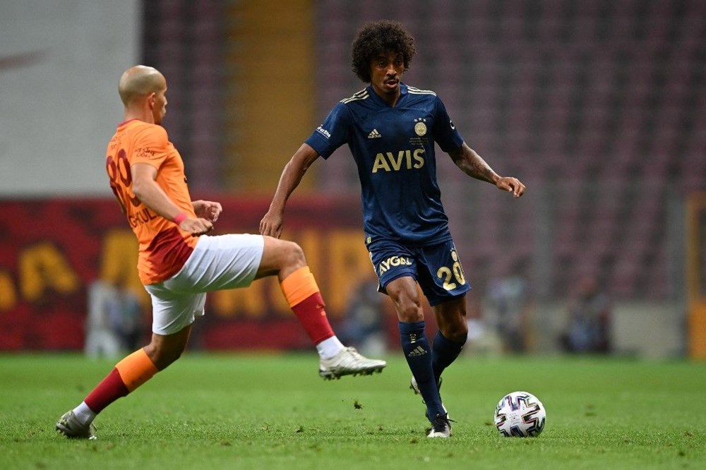 Fenerbahçe'nin eski yıldızı hastaneye kaldırıldı: Futbola veda edebilir 76 wwtTAZZSNUS2UV1i9Egsrw