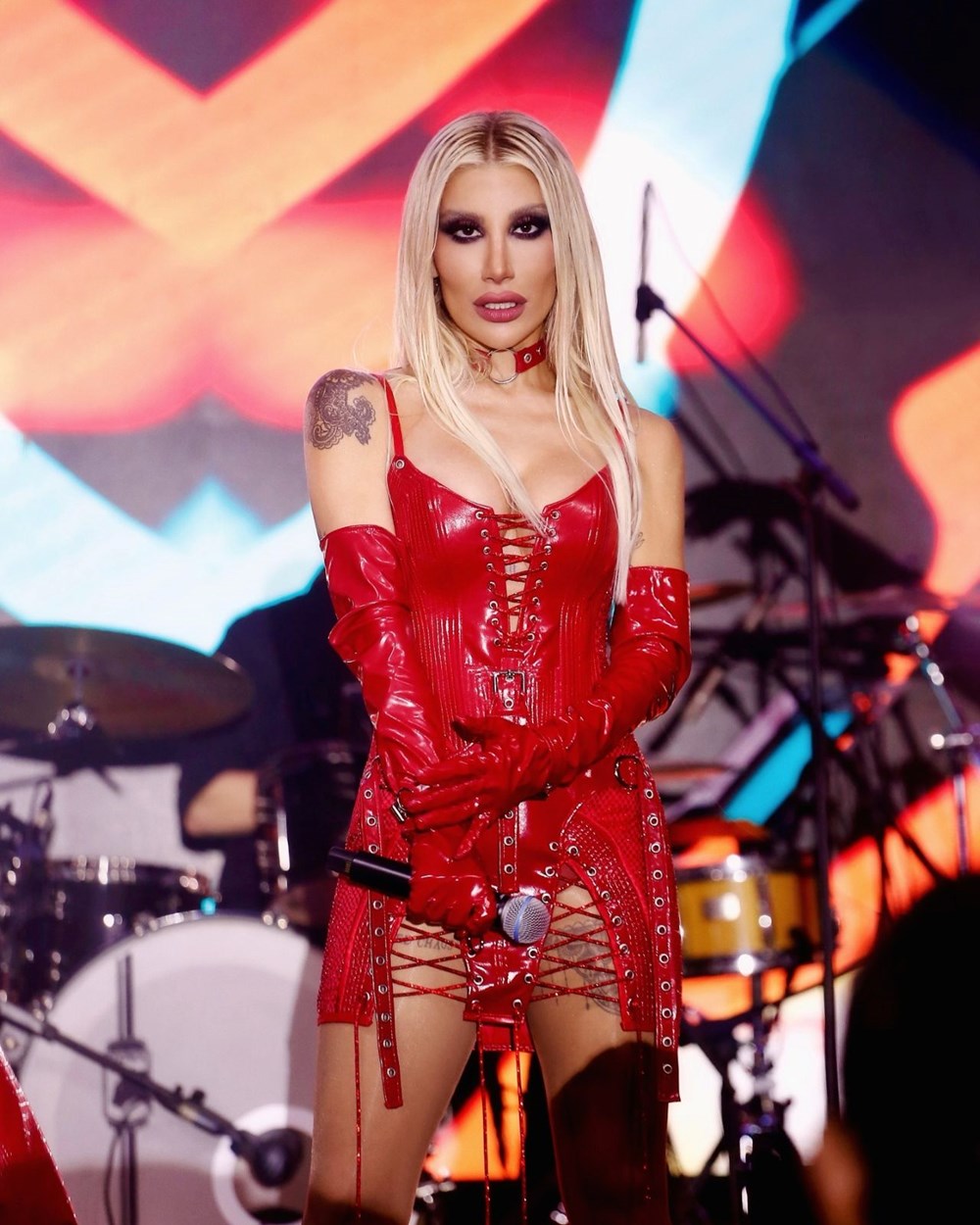 İrem Derici hastalığını açıkladı: Tedavi olacağım - 4