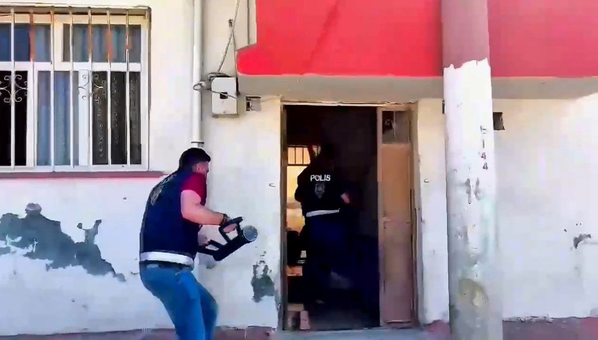 8 milyonluk vurgun yapan şebekeye operasyon