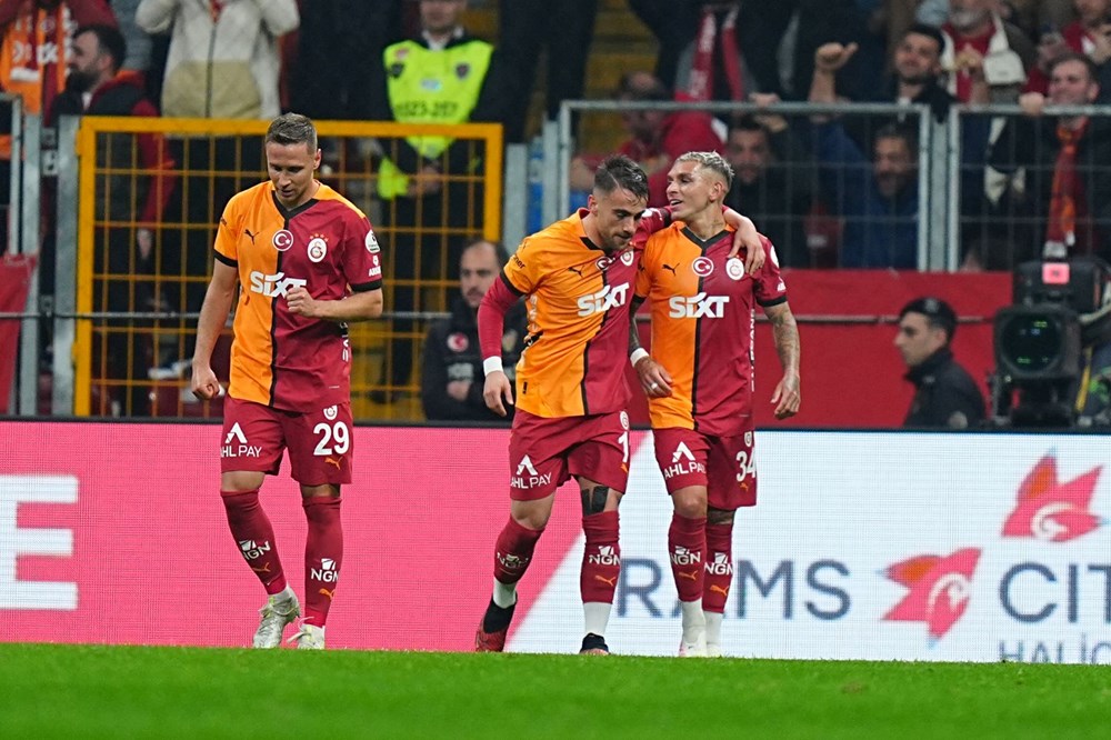 Devrim Özkan'dan ayrılan Galatasaray'ın yıldızı Torreira'nın yeni birlikteliği - 4