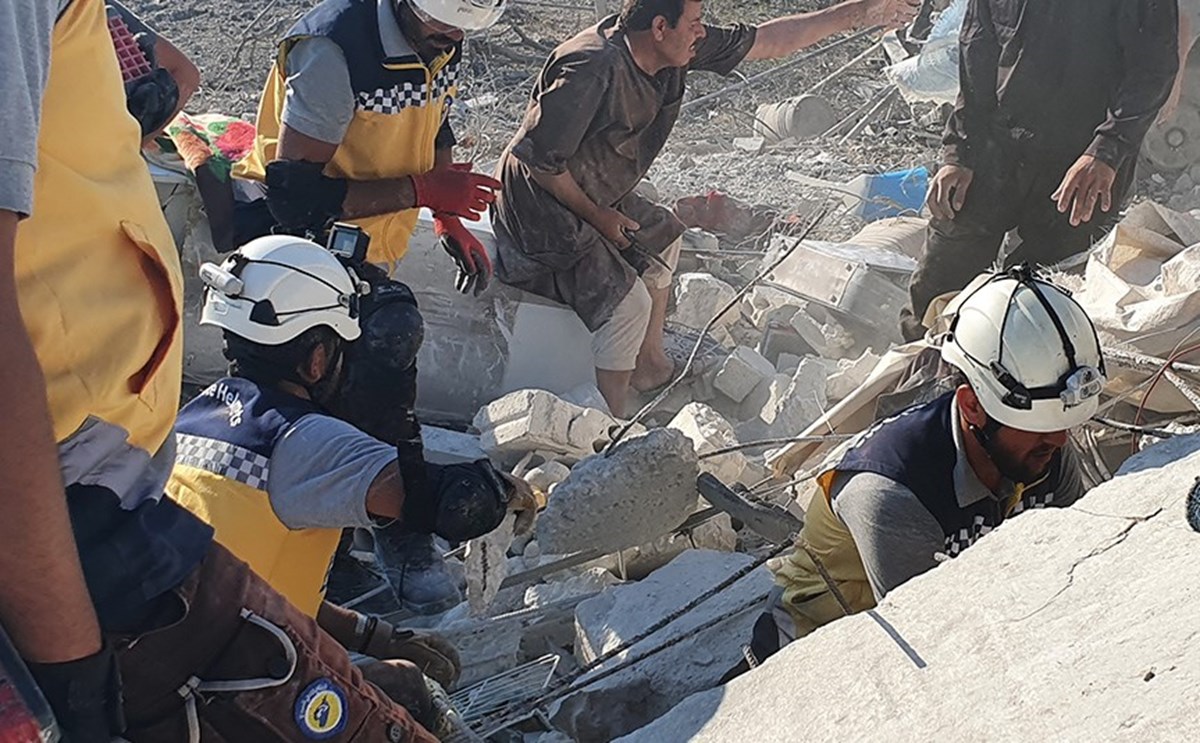 Esad rejimi, İran destekli teröristler ve Rusya, saldırılara devam edip 4 bölgeden 3