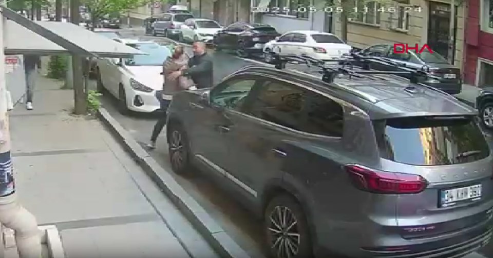İstanbul'da korkunç cinayet: Eski eşini kaçırmak istedi, direnince kurşun yağdırdı - 1