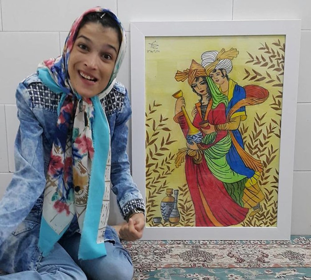 Iranian disabled artist draws pictures with his feet - 24