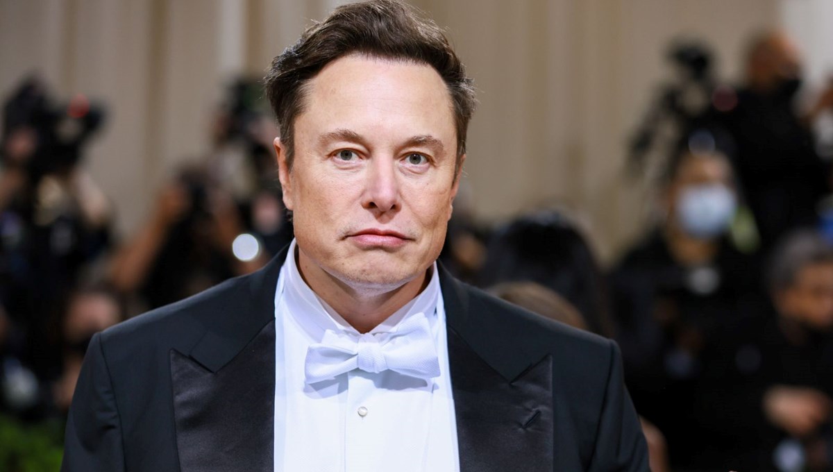 Elon Musk’ın 18 yaşındaki çocuğu Xavier adını ve cinsiyetini değiştiriyor