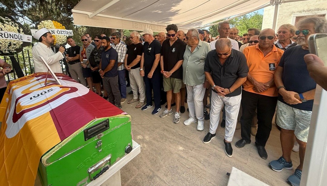 Ümit Aktan son yolculuğuna uğurlandı, spor dünyası akın etti: "Bir spikerden daha fazlasıydı"