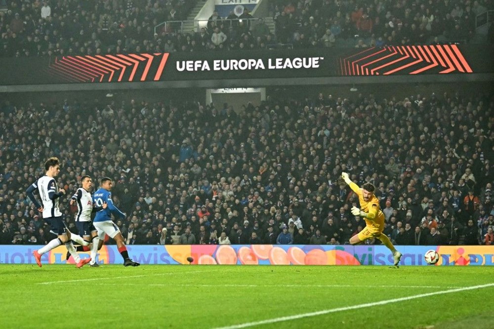 Fenerbahçe'nin Rakibi Rangers'ta Ibrox'un Yüzyılı Aşan Sırrı: Kraliçe'ye Verilen Gizli Söz 74 x2pEuZuXg0aAvwk 7a 30g