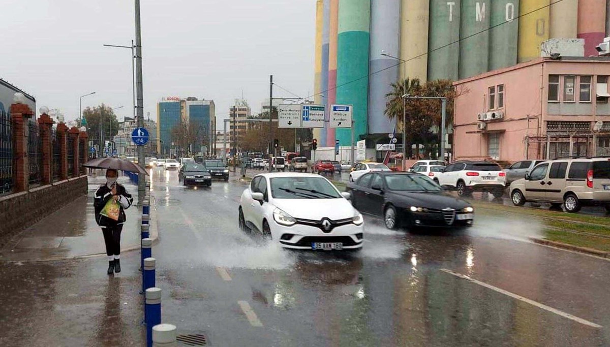 İzmir'in güneyine sağanak uyarısı