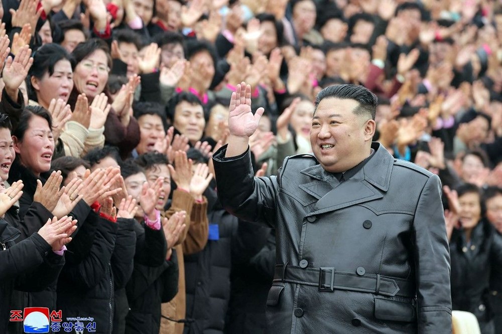 Kim Jong-Un hakkında şok iddia: Her yıl "Zevk Takımı" için 25 bakire kız seçiyor - 8