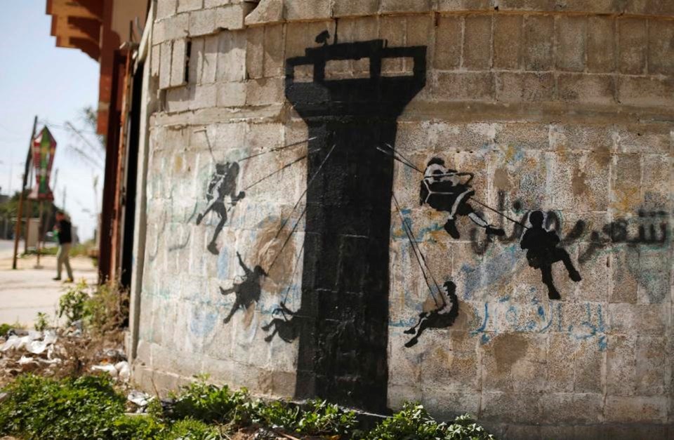 Banksy'nin eserleri Gazze sokaklarında - 1