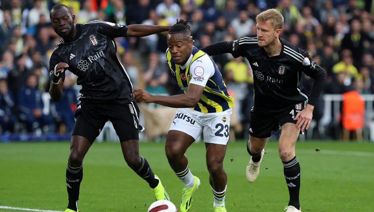Derbide kazanan Fenerbahçe Derbide kazanan Fenerbahçe