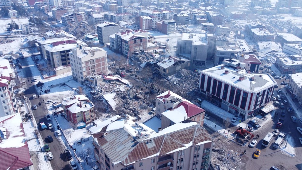 Türkiye'yi yalnız bırakmadılar! Birçok ülkeden depremzedeler için yardım kampanyası - 28