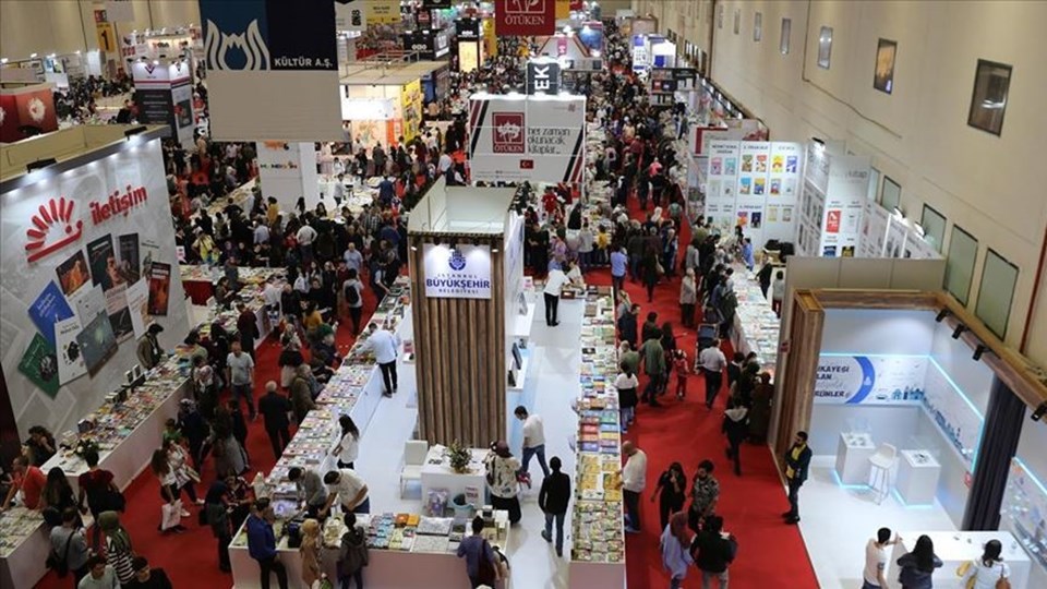 TÜYAP İstanbul kitap fuarı başladı: TÜYAP kitap fuarı saat kaça kadar açık? (Ziyaret saatleri) - 2