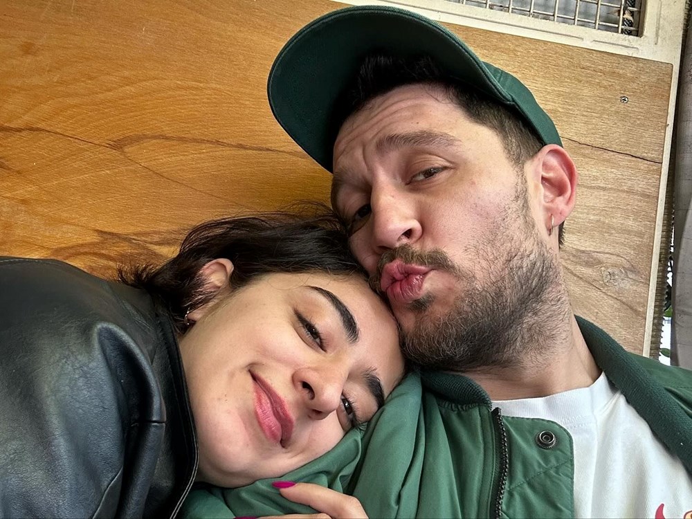 Uraz Kaygılaroğlu sevgilisiyle verdiği pozları paylaştı - 2