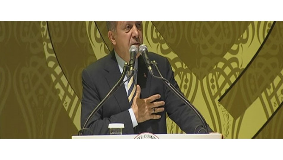 Başbakan cemaate yüklendi