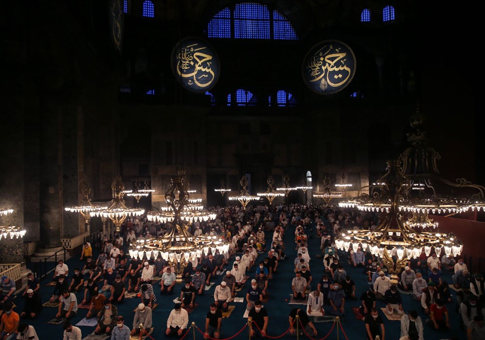 Crowd does not decrease in Hagia Sophia - 21