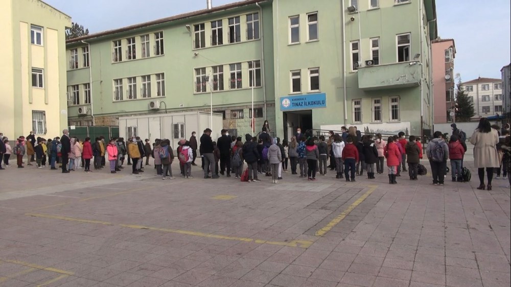Türkiye'nin kontrollü normalleşme dönemi: Yüz yüze eğitim başladı - 16