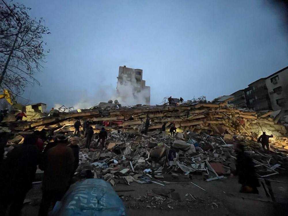 Türkiye yasta | Depremin vurduğu 10 ilden çarpıcı fotoğraflar... - 41