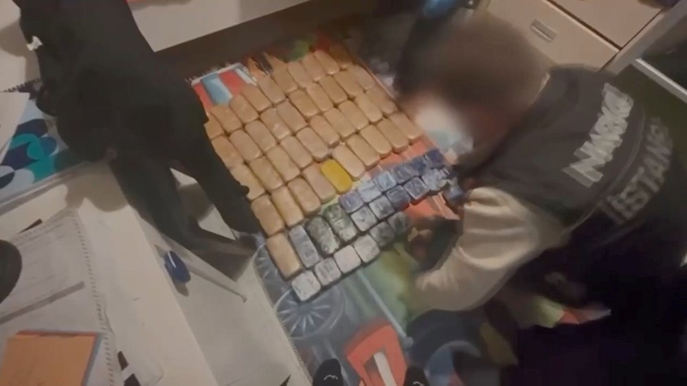 Canı pahasına yakaladı! Narkotik köpeği Ares uyuşturucu baskınında öldü - 6