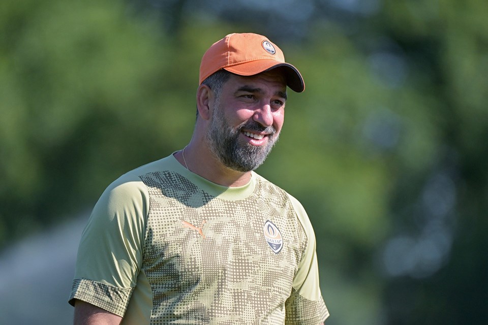 Ukrayna'da gündem Arda Turan: Ezeli rakipten cevap geldi, ortalık karıştı - 1