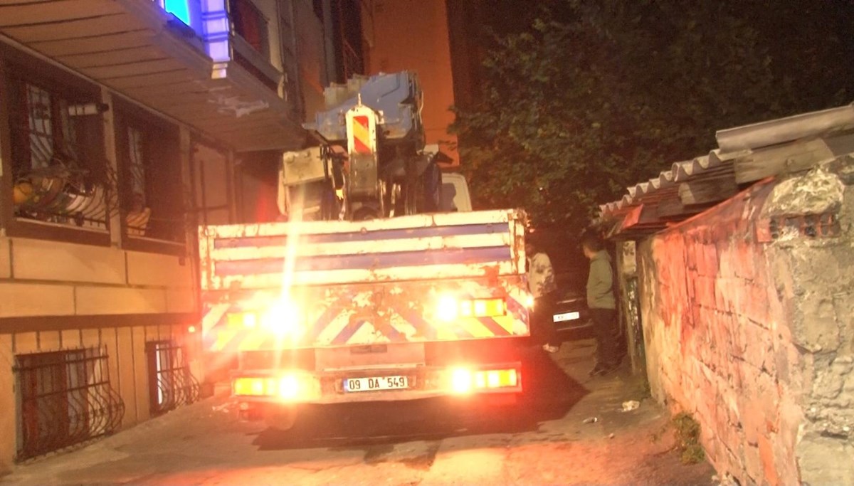 Eyüpsultan'da vinç dehşeti