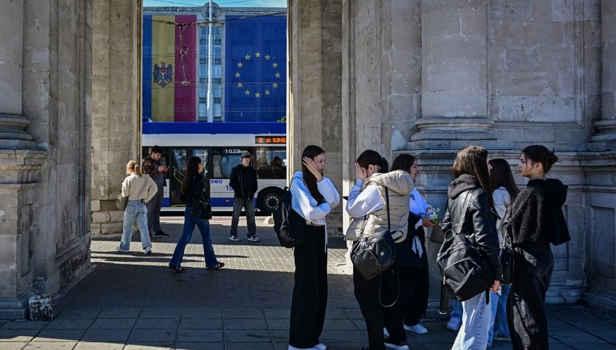 Moldova'da halk sandık başında