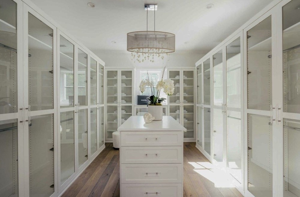 Madonna, The Weeknd'in evini 19,3 milyon dolara satın aldı 19