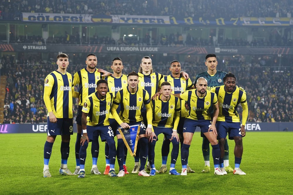 Kadıköy'de gol sesi çıkmadı: Fenerbahçe ve Lyon puanları paylaştı - 1
